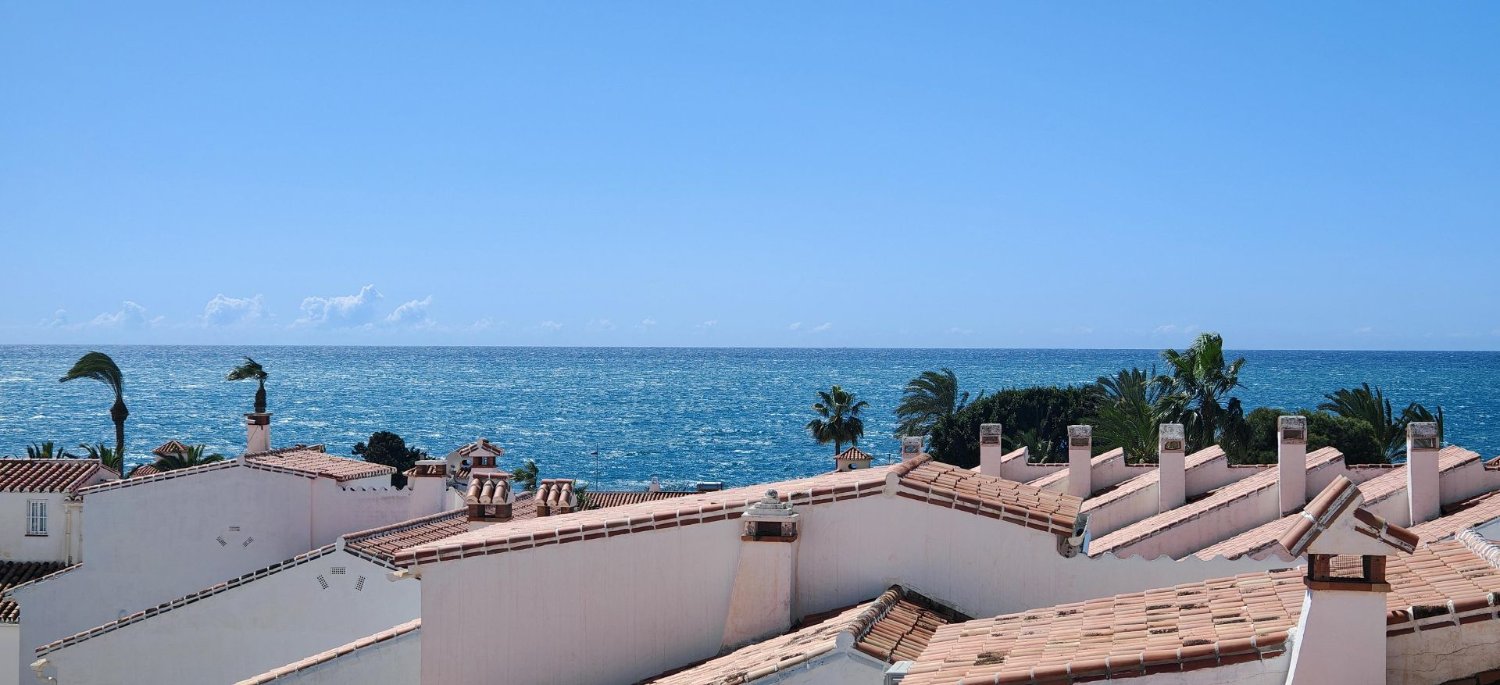 Vivienda en Torrox con vistas al mar